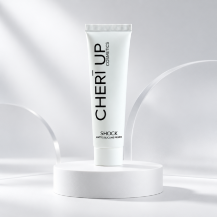 CHERĪ UP Shock Matte Silicone Primer σε premium λευκό σκηνικό